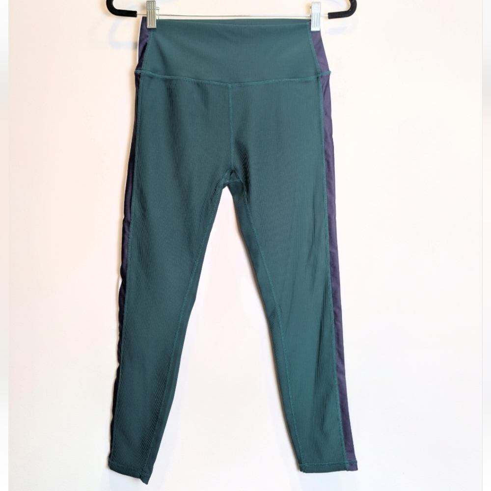 WILO The Label Green Navy White Ribbed Colorblock Stripe Workout Leggings Size L